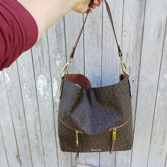 Calvin Klein Lyla Monogram Double Zip Shoulder Bag Purse Removable Strap - Picture 6 of 12